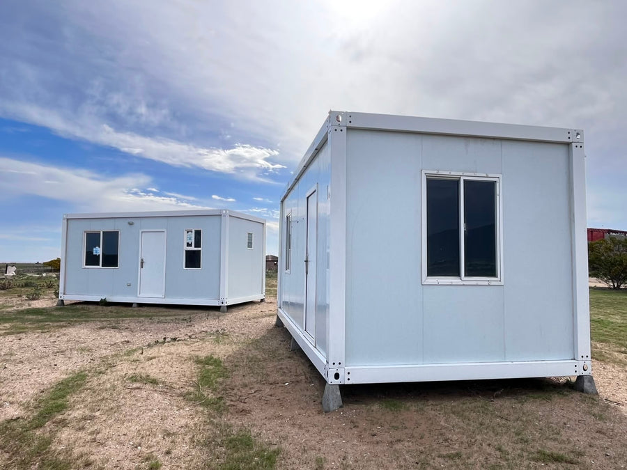 Módulos armables Luxurious de 20 pies y 18 m² instalados en terreno