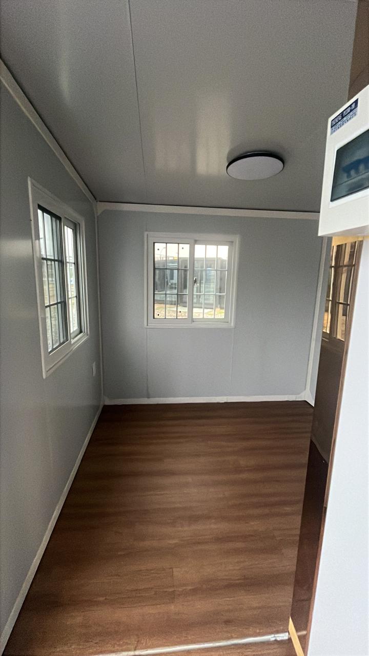 Terminaciones interiores de módulo plegable básico de 20 pies
